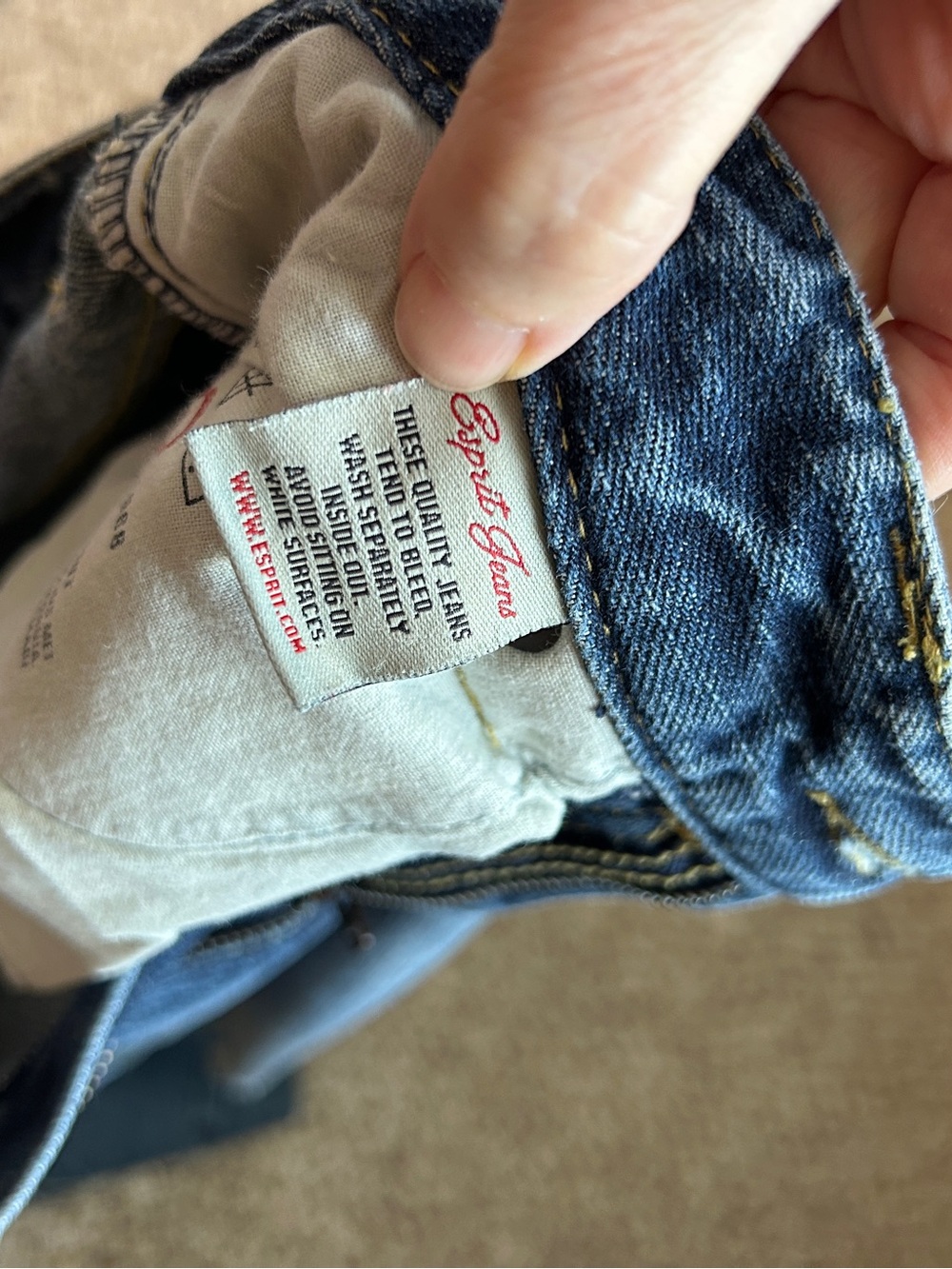 ESPRIT Y2K Distressed Boyfriend Flair Rose Embroidered Dark Blue Jeans Size 6 - Picture 13 of 14